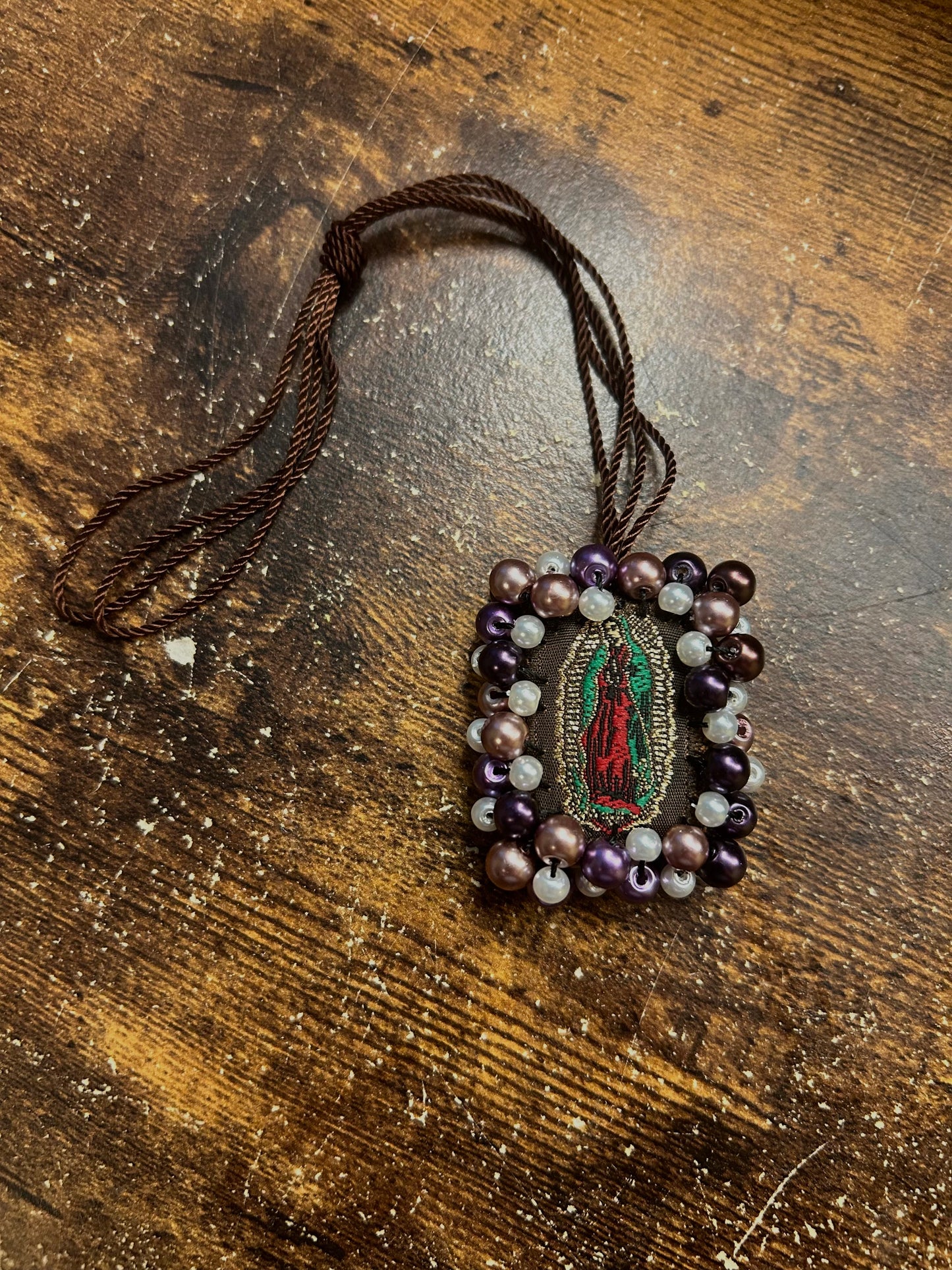 Pearl beaded Virgencita Escapulario