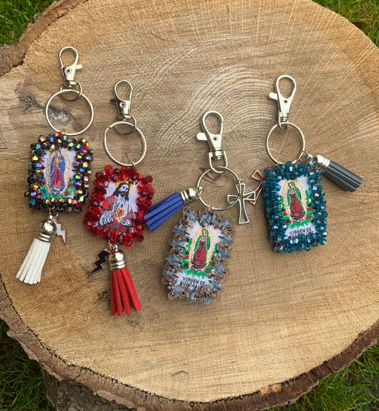 Escapulario Keychains