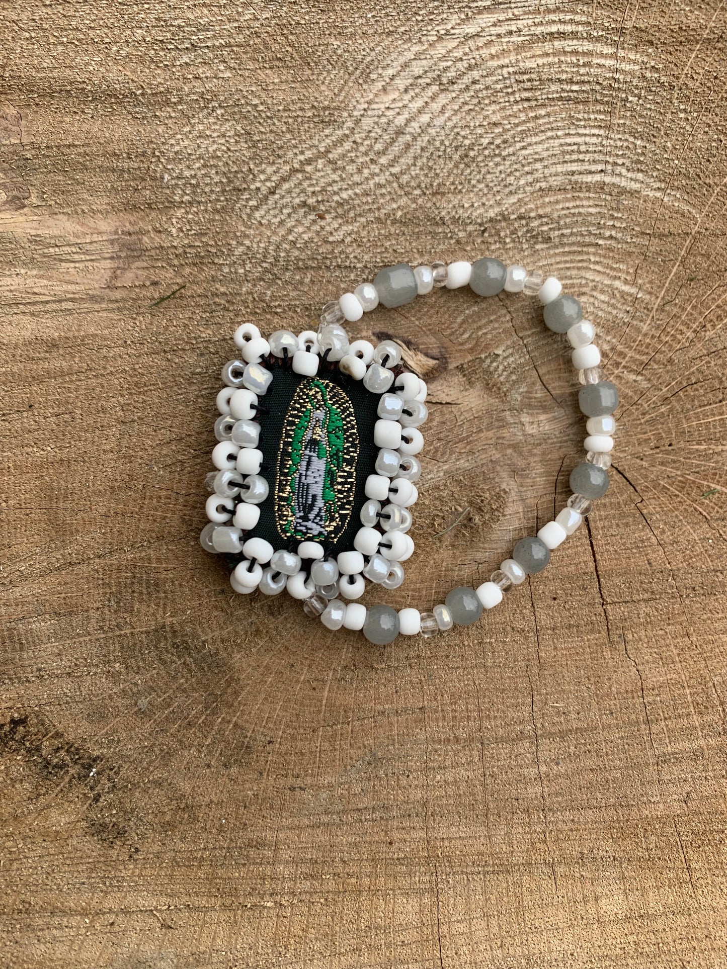 Escapulario bracelet